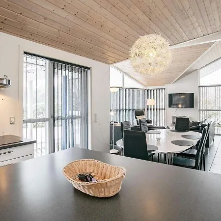 Luxurious Retreat In Blokhus-by Traum *
